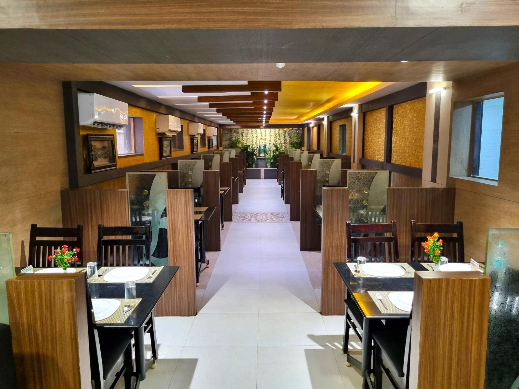Seagate Church View Resorts Velankanni Exterior photo